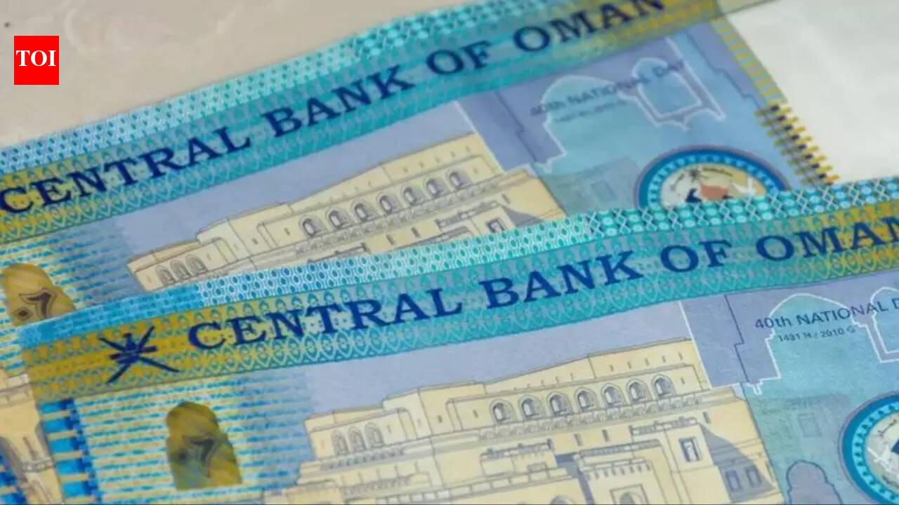 Oman’s bold new expat permit pricing: Fee hikes and discounts to push Omanisation goals