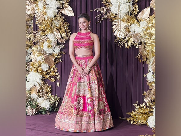 Alia Bhatt dazzles in her colorful mehendi lehenga at Manish Malhotra's Diwali celebration.
