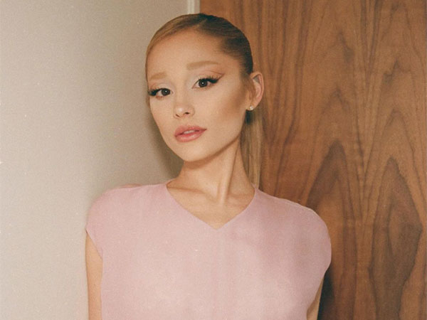 Ariana Grande delivers flawless celebrity impressions during her hosting stint on SNL.