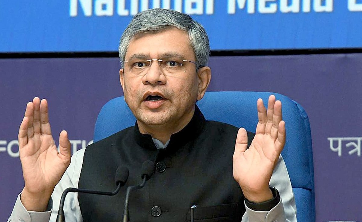 Ashwini Vaishnaw Apologises After AI Summit Crowding Complaints